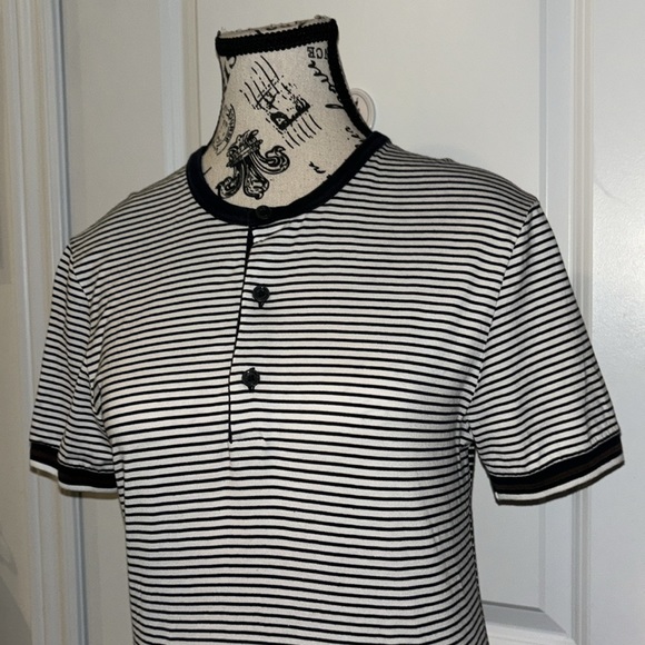Gucci Women’s Fitted Blue and White Striped T-shirt - Picture 2 of 13